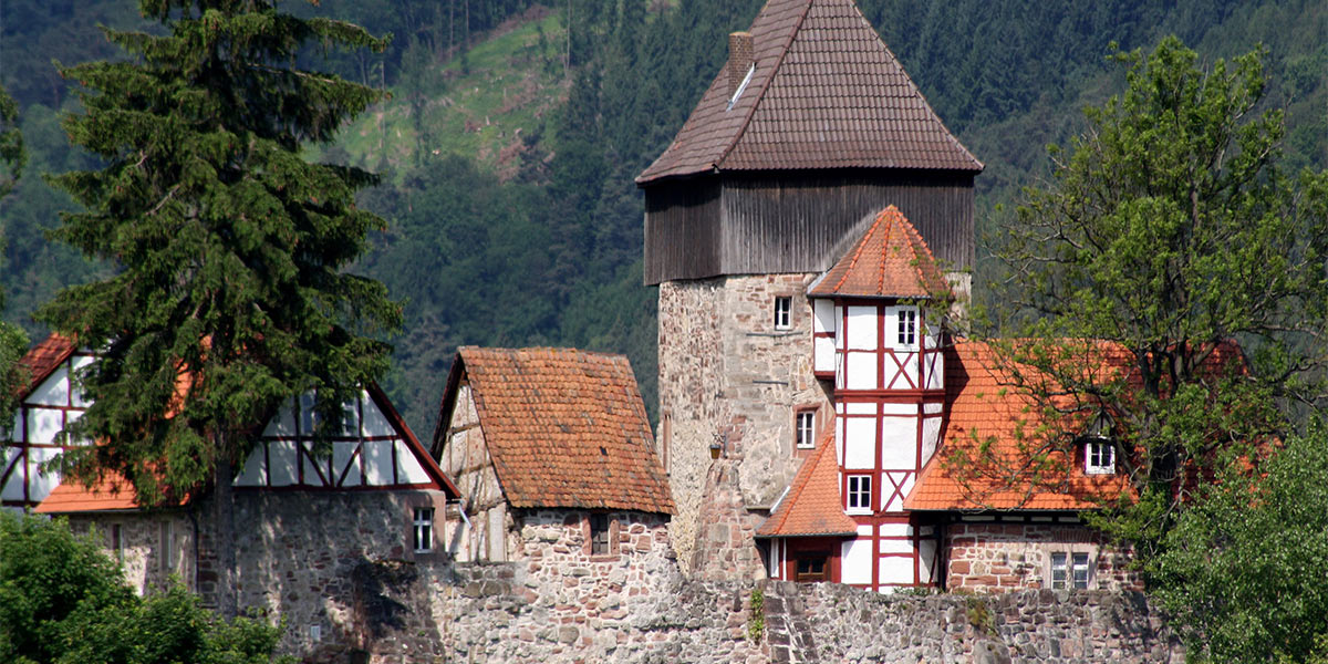 Burg Fürstenstein bei Albungen (Foto: MacElch . Rainer Kunze . Creative Commons)