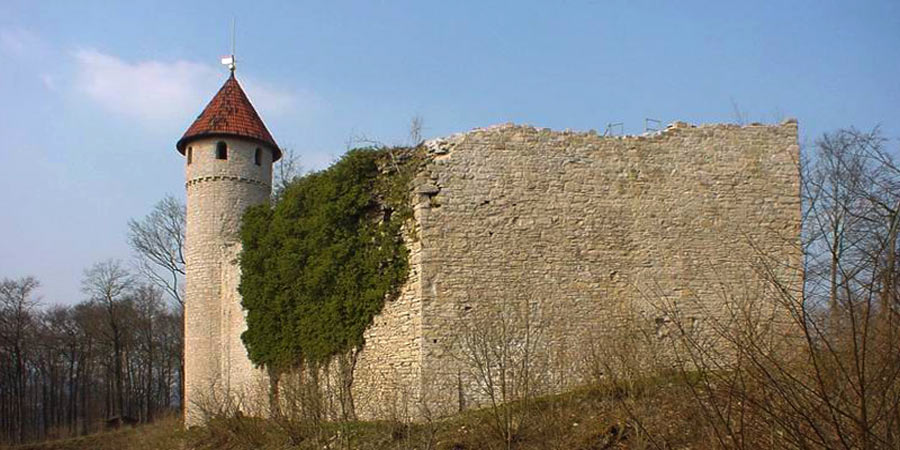 Burgruine Haineck bei Nazza (Foto: Mewes . Creative Commons)