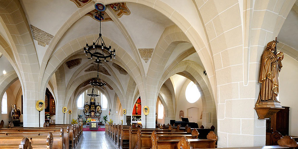 Erlöserkirche St. Salvator auf dem Hülfensberg (Foto: Jürgen Katzer . Creative Commons)